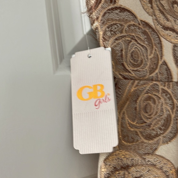 Beautiful and elegant girls dress for formal occasions. Size 12 brocade silk, - Picture 5 of 5